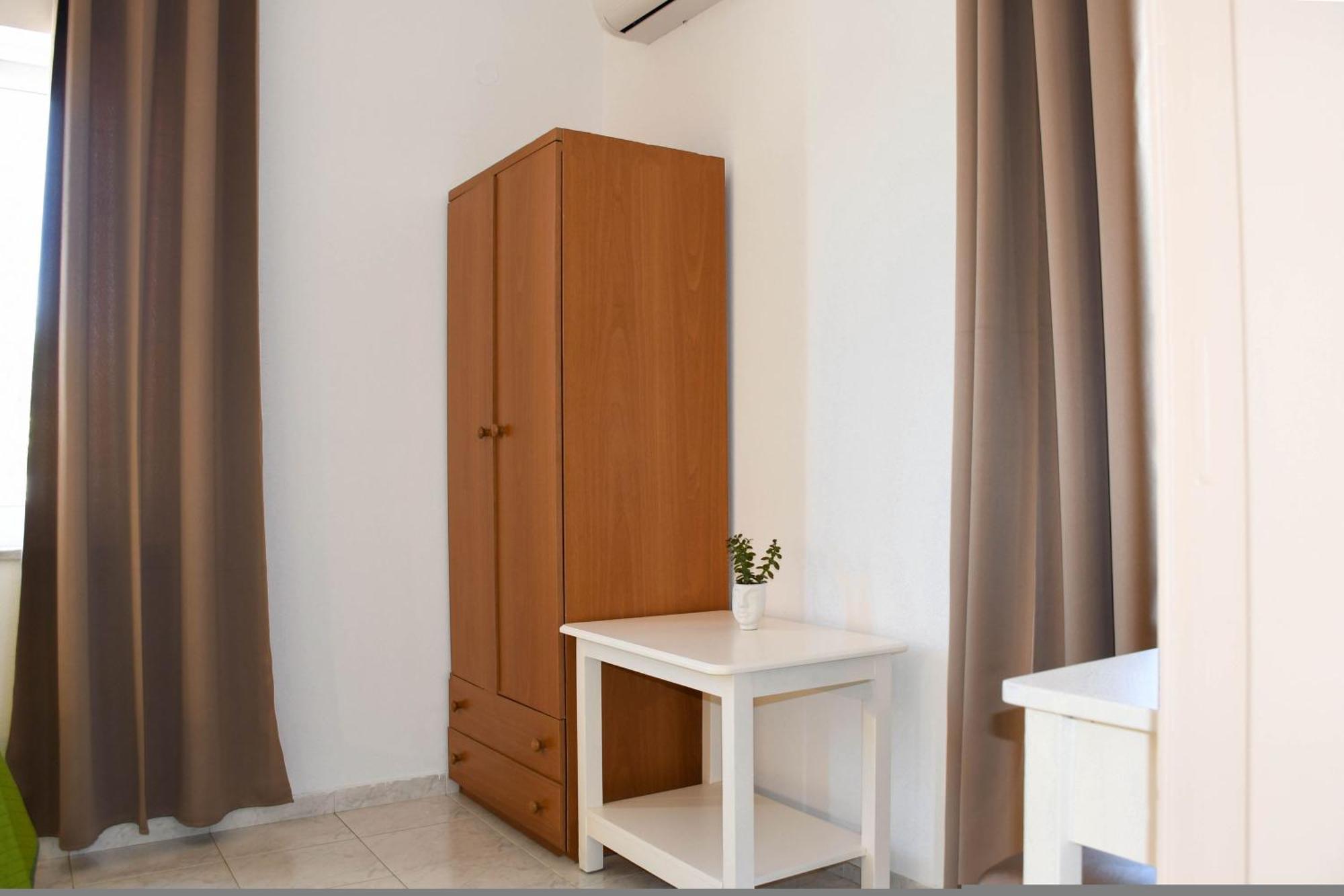Litinas Apartments With Pool Agia Marina Esterno foto