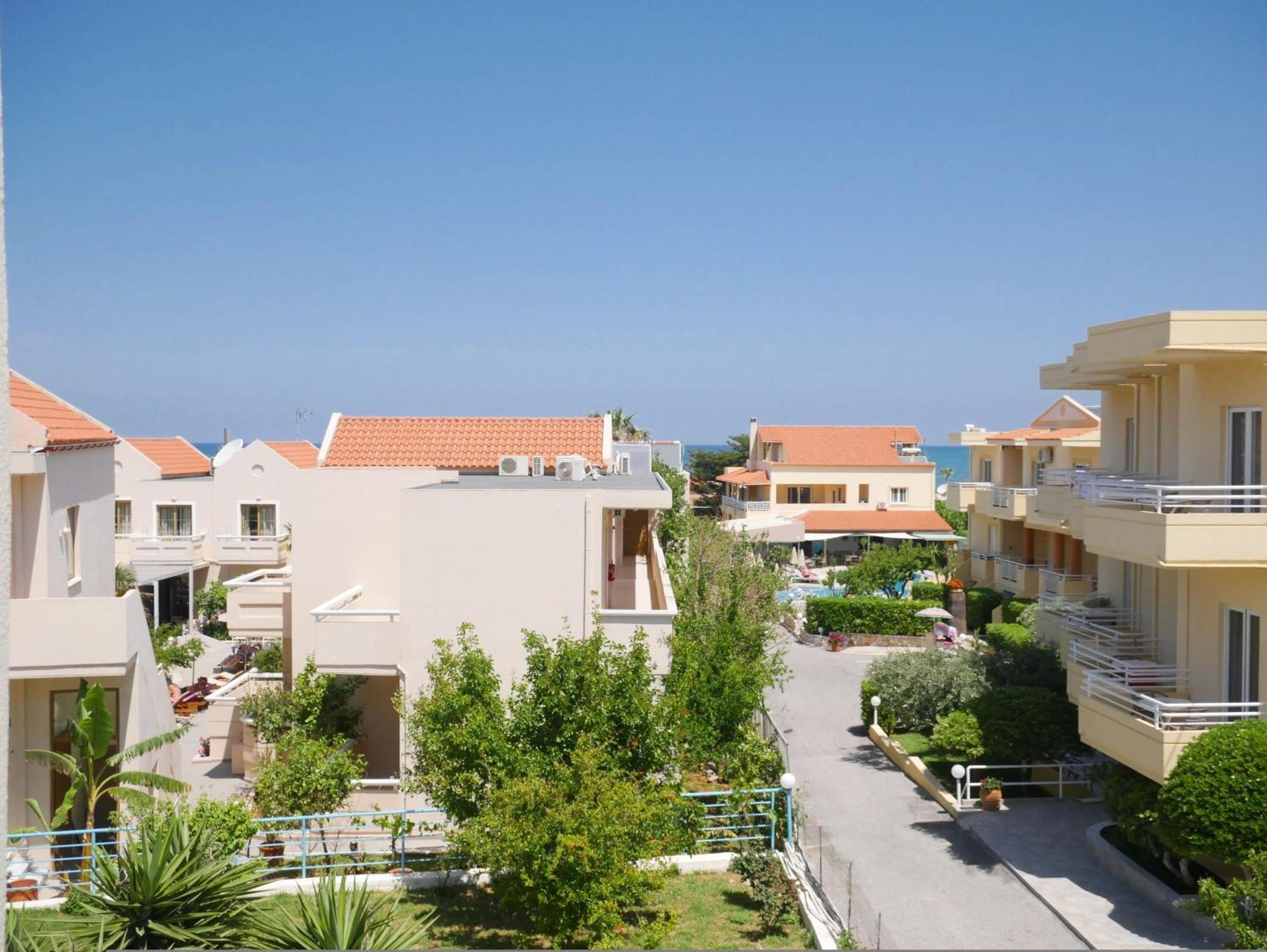 Litinas Apartments With Pool Agia Marina Esterno foto