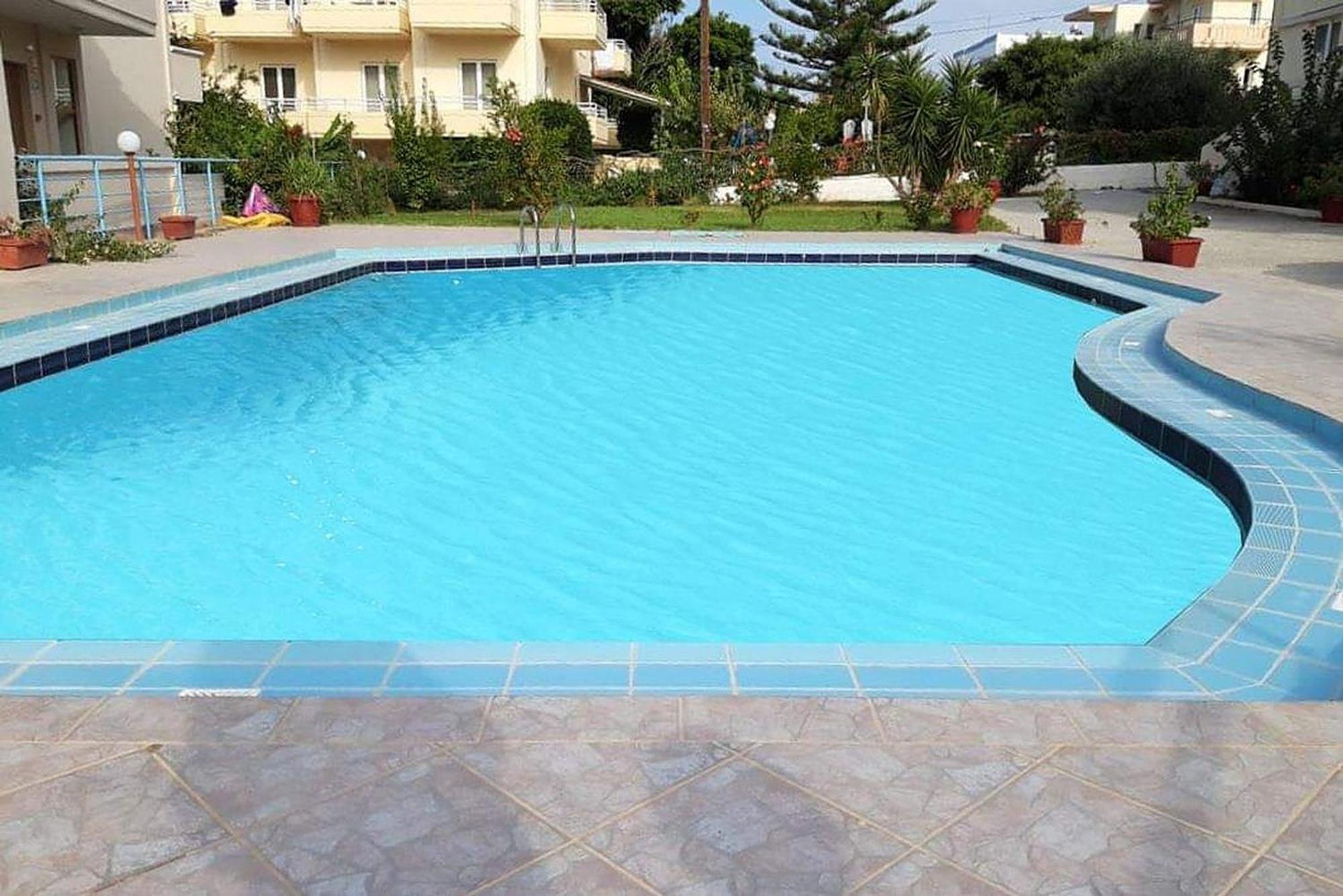 Litinas Apartments With Pool Agia Marina Esterno foto